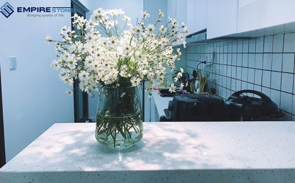 ưu nhược điểm của đá thạch anh nhân tạo