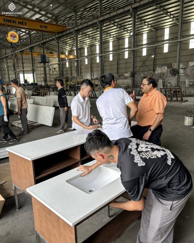 Định mức keo dán đá nhân tạo bao nhiêu kg/m²? dinh muc keo dan da nhan tao